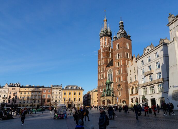 Szukanie odpowiedniego mieszkania do kupienia w Krakowie